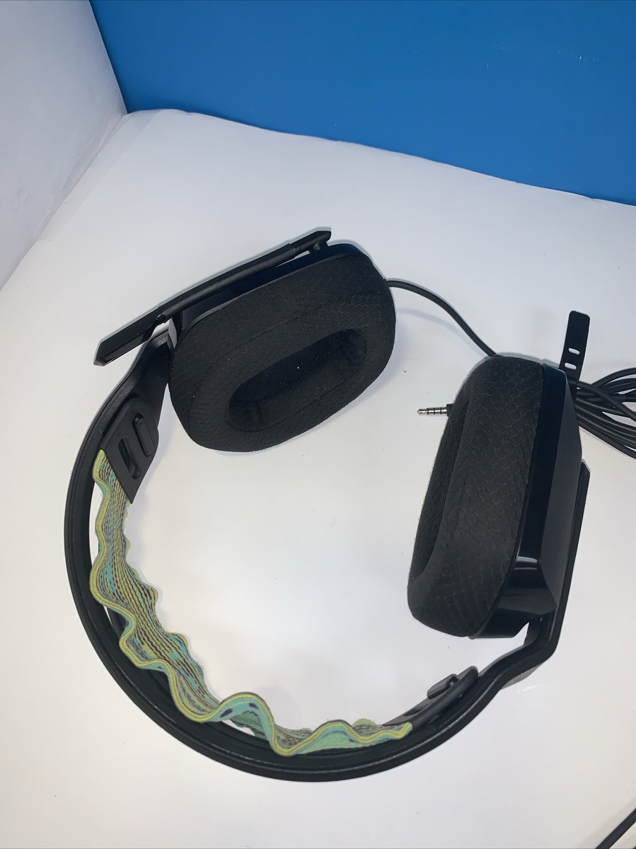 Logitech G335 Wired Gaming Headset Compatible with PC