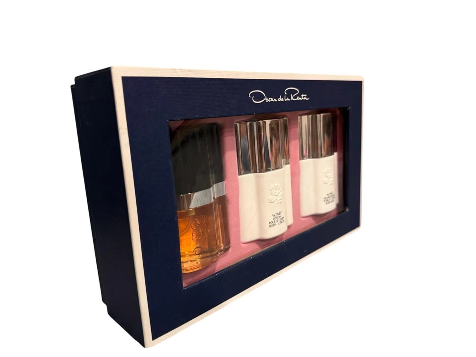 Oscar de la renta Eau De Toilette Spray Natural, Loción Corporal y Baño Corporal Set de Regalo Foto 3 de 4