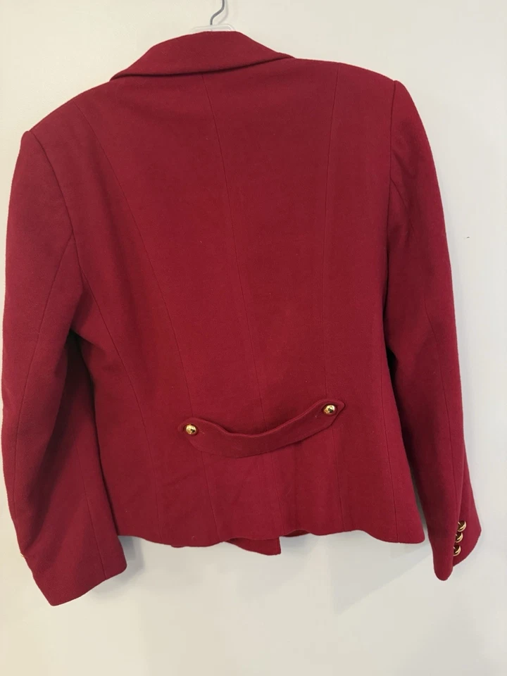 Blazer Brooks Brothers para mujer 6 botones dorados de doble botonadura mezcla lana roja usado en excelente estado Foto 4 de 4