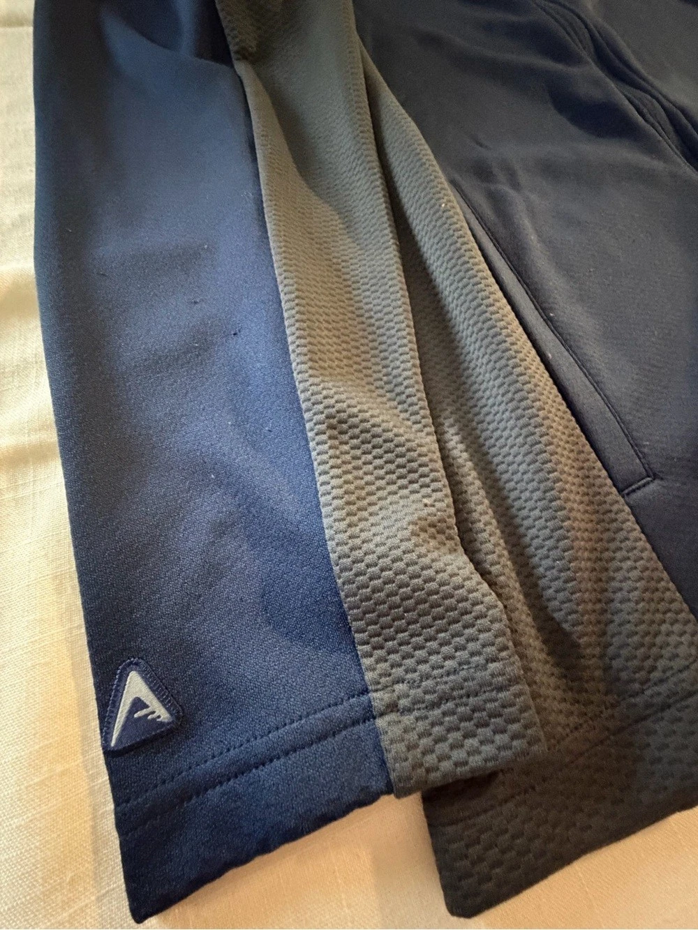 Antigua Men’s L Navy Blue Full Zip Performance Jacket Gold Logo - product detail image 5