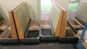 Green-Wooden-Frame-Single-Booths-w-Green-Cushion