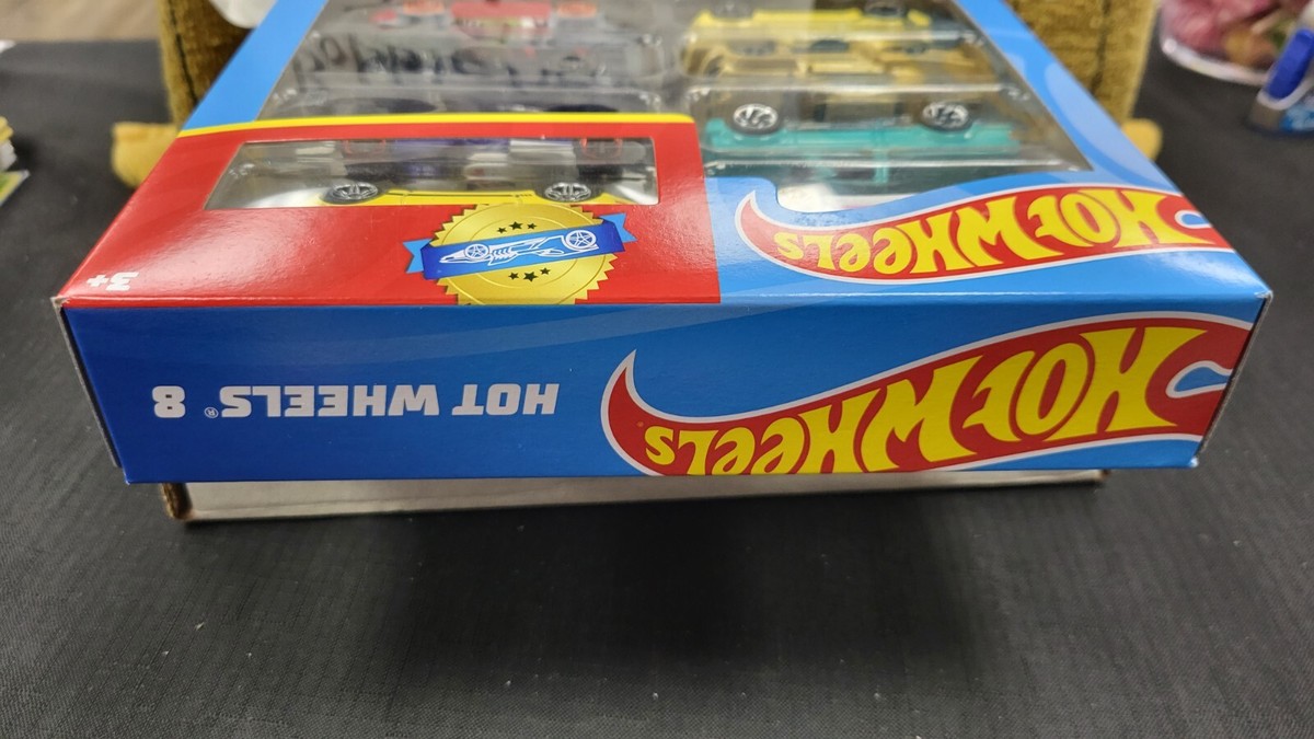 NIB 2022 HW HOT WHEELS 8 PACK BUNDLE LOT TOY CAR 1/64 GIFT SET