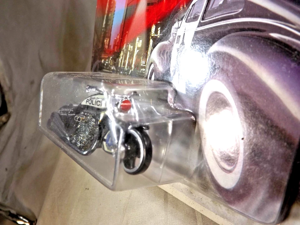 Scooter Hot Wheels Cop Rods Series 2 Charleston 1999, SC SCORCHIN negro con MC3 Sp Foto 4 de 4