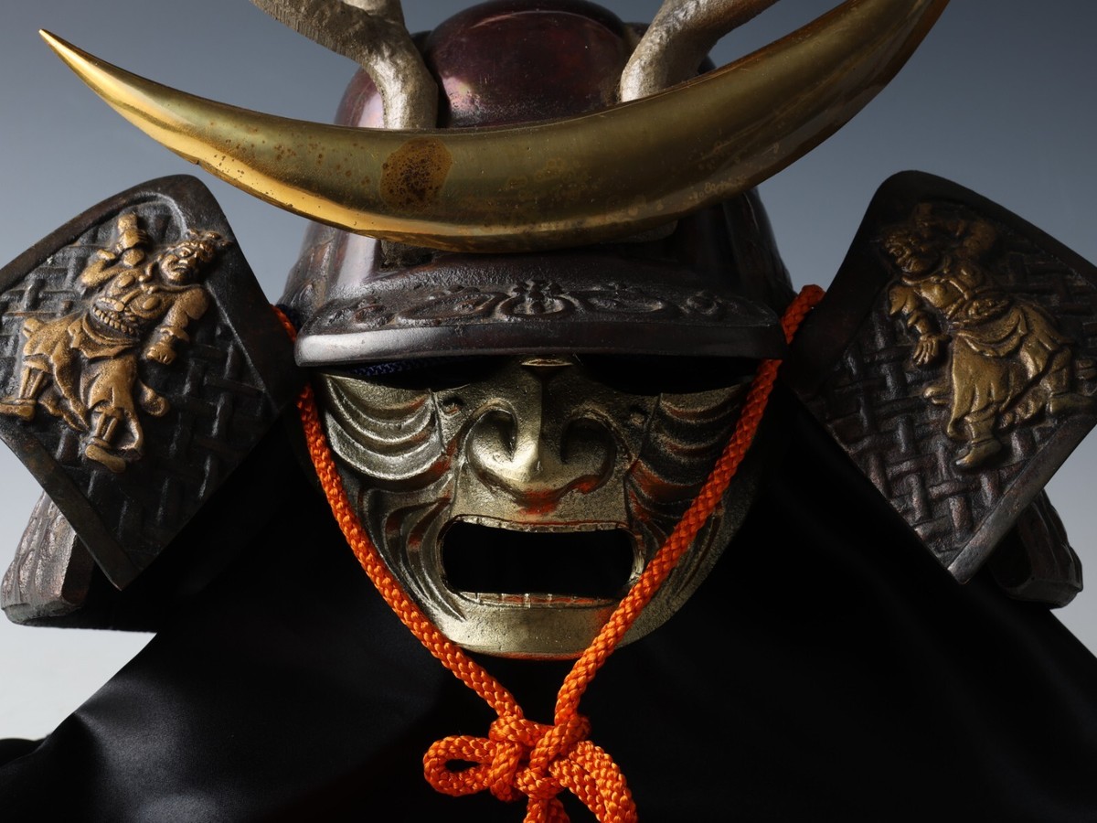 Vintage Samurai Helmet -Shikanosuke kabuto with a mask- Tsushima