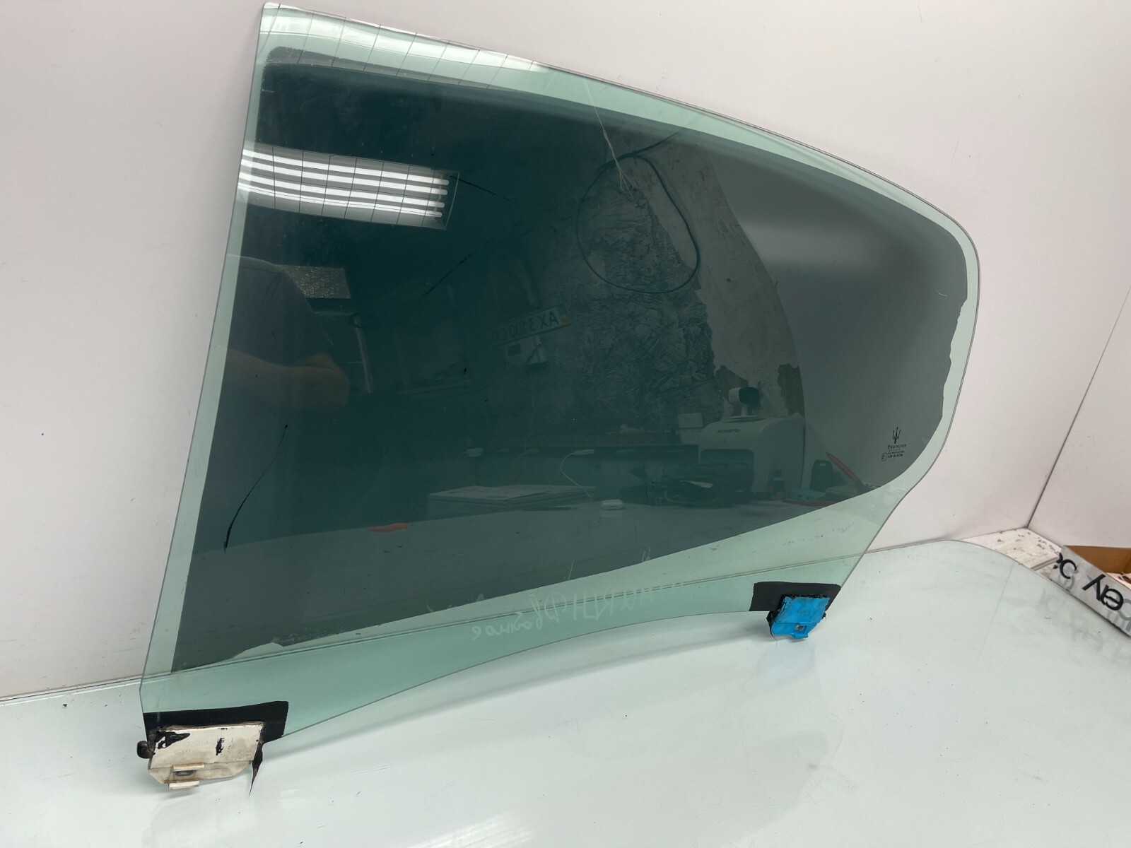 2007 Maserati Quattroporte M139 REAR LEFT DOOR WINDOW DUAL GLASS DOUBLE PANE OEM