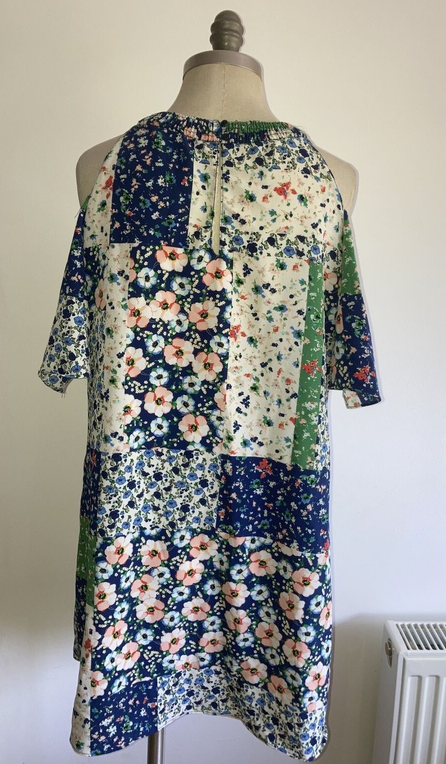 Zara Basic Pretty Floral/Patchwork Print Dress Si… - image 5