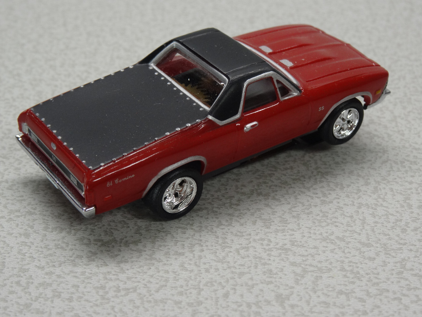 Picture 4 of 6