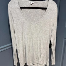 Splendid Light Grey scoop next tee - XL. EUC