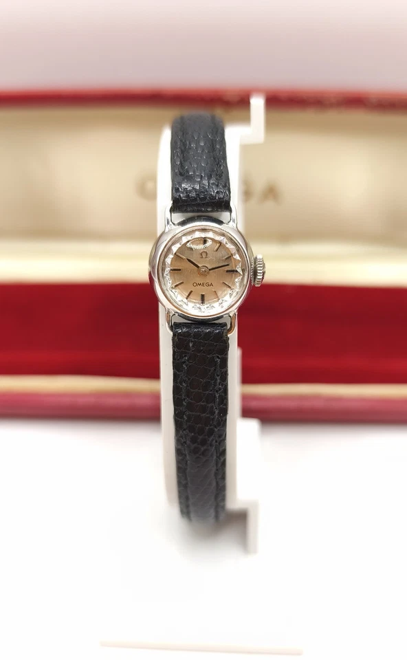 Omega Lady Vintage 18K White Gold Cal: 580 Ref. 7112 GY - 1960s (4.4grs Gold) - Image 2 of 4
