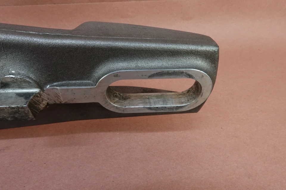 Brazo basculante horquilla rueda trasera Aprilia Caponord 1200 2015 13-17 Foto 2 de 4