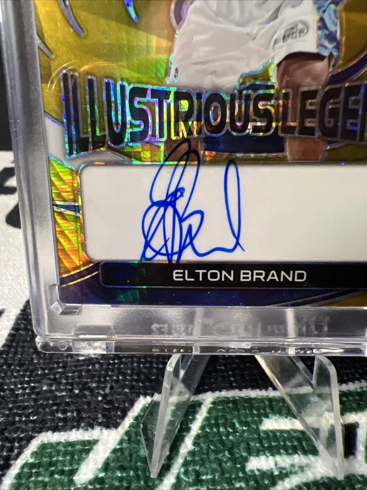 2022-23 Panini Spectra Elton Marca Illustrious Legends Automático SSP - Sellado Foto 2 de 4