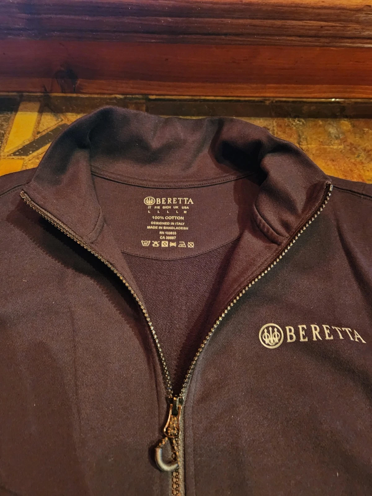 BERETTA TEAM FULL ZIP JACKET MENS SIZE MEDIUM FULL SIZE LOGO - product detail image 4