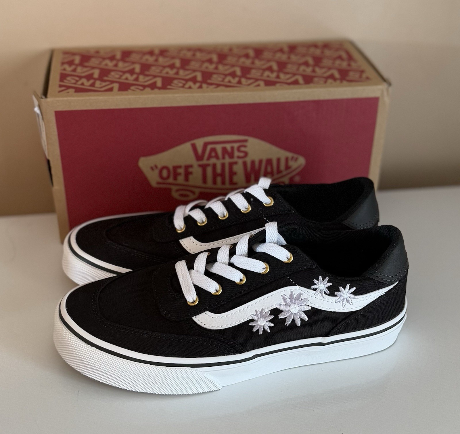 VANS BROOKLYN SNEAKER YOUTH GIRL BIG KIDS 4 FLOWER EMBROIDER