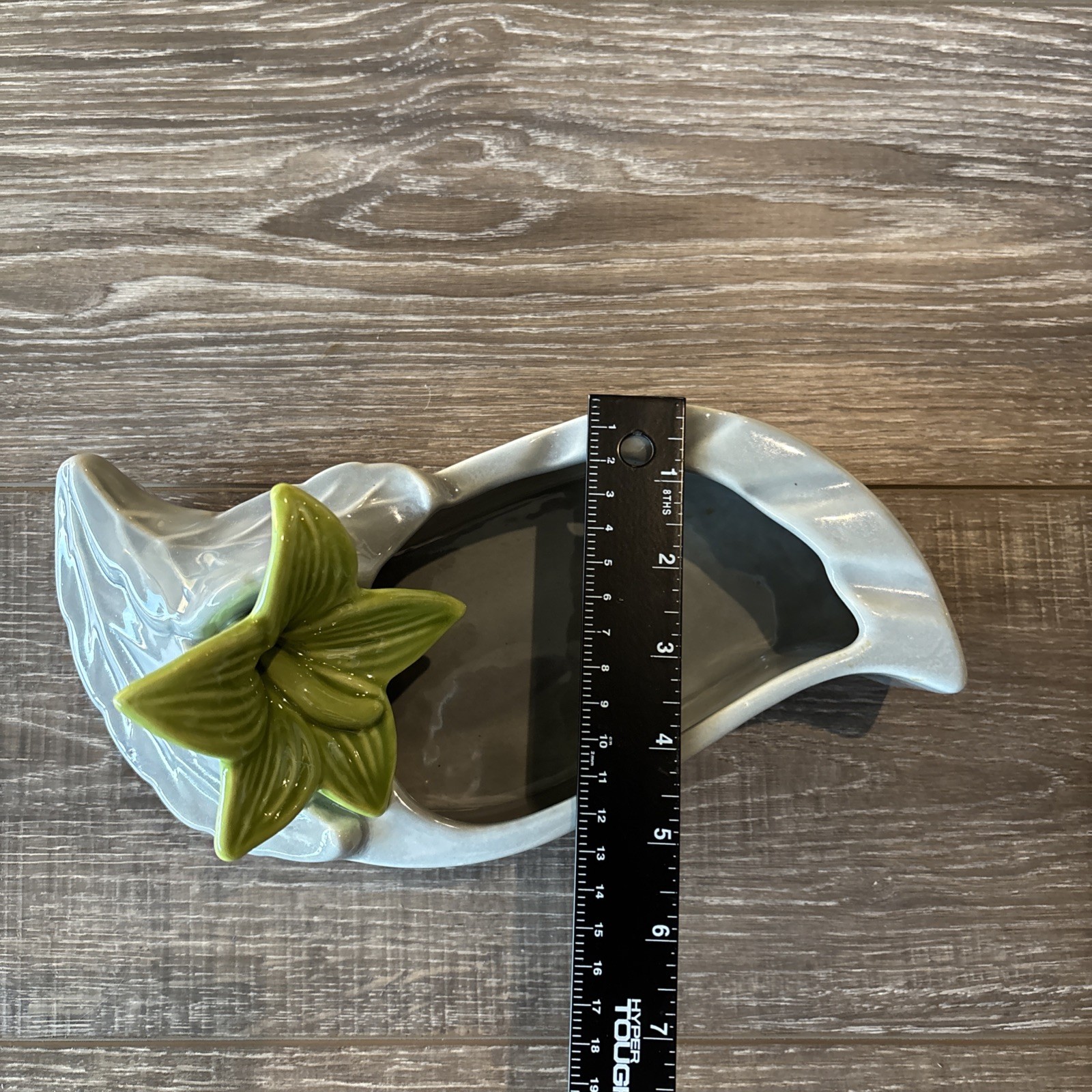 Vintage Mid Century Royal Haeger Pottery Planter Vase~ Gray w/ Green Lily