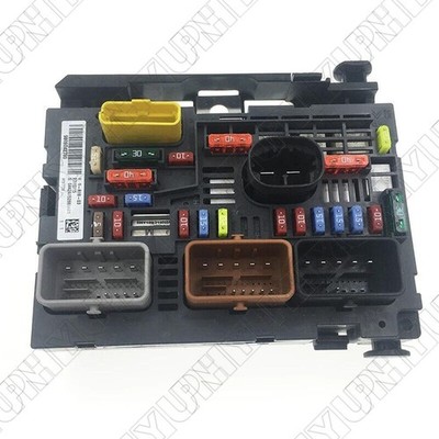 1 x Fuse Box Set 9807028780 For Citroen Berlingo C4 C8 Peugeot Partner 308 807