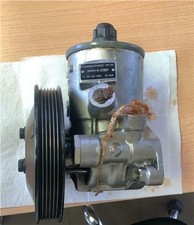 Pompe direction assistée Mercedes 190