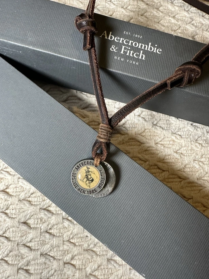 Винтажный Abercrombie регулируемый кожаный NY 92 ожерелье редкая - Изображение 2 из 2