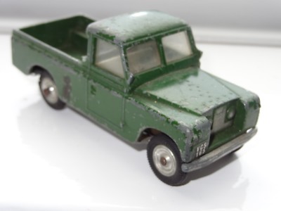 (ST) triang spot on LWB LANDROVER  -  308
