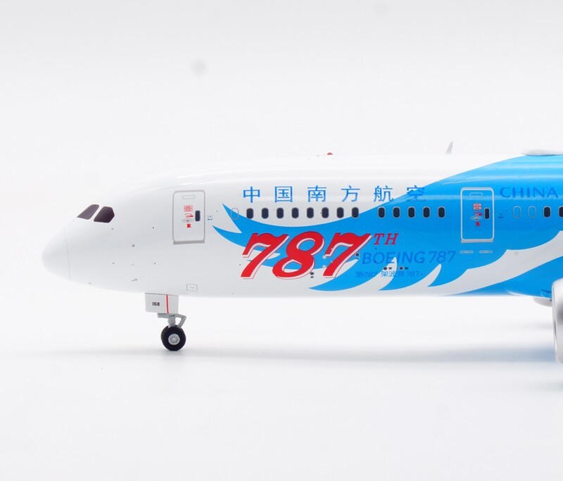 1:200 SQ Wings Diecast Aircraft Model China Southern Boeing