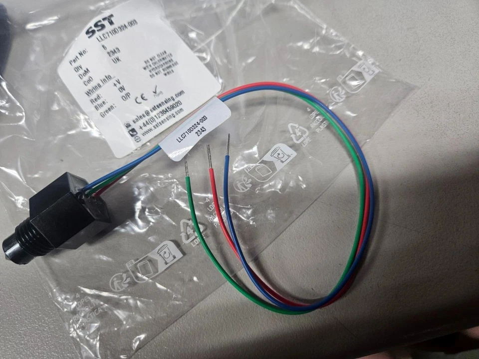 New SST LLC710D324-003 Liquid Level Sensor 1/4" NPT / 8-30V DC / NPN - Image 4 of 4