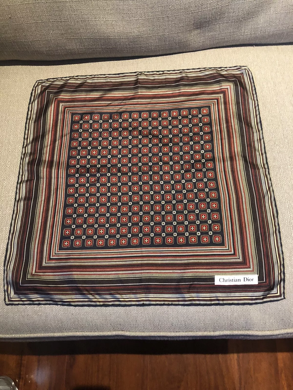 Foulard vintage Christian Dior 100% soie roulé main