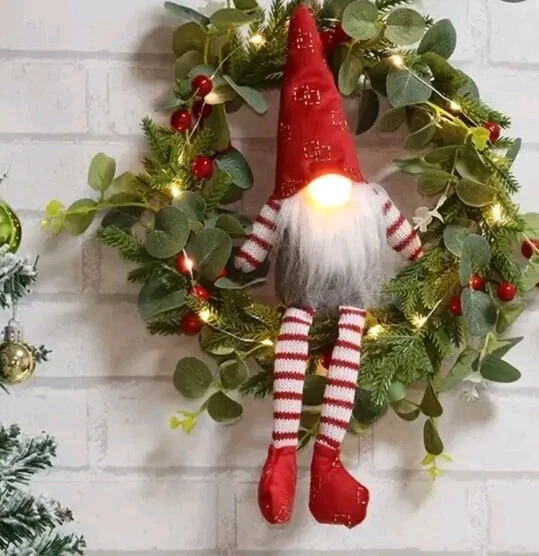 Christmas Lazy Elf Wreath With Lights, Batteries Included. Free Postage  - Image 3 of 4