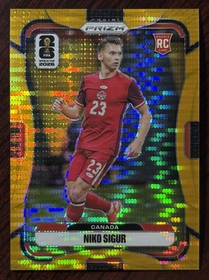 2026 Panini Prizm FIFA World Cup Niko Sigur Gold Disco #/10 SSP Canada #171 RC