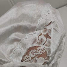 NOS Vanity Fair Vintage WHITE 13-001 Floral Lace 100 Nylon Panties Size 6 NWT