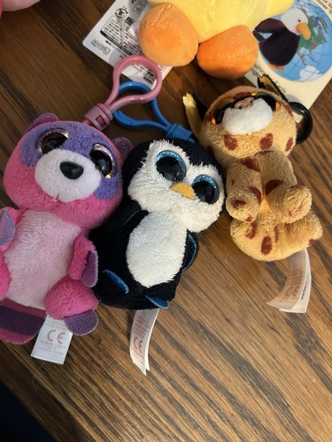 GRAN LOTE DE CATORCE MINI PELUCHES Y LLAVEROS DIFERENTES KIRBY TY ENVÍO GRATUITO - Imagen 13 de 20