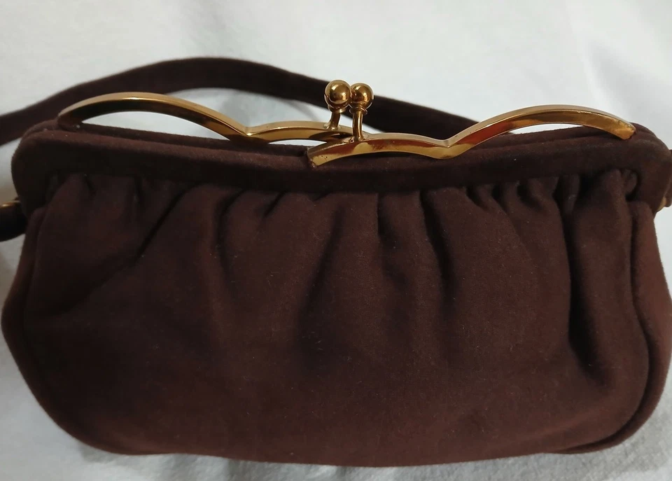 Cartera de tela plisada vintage Garay años 40 marrón bolso de noche metal Kisslock Foto 3 de 4