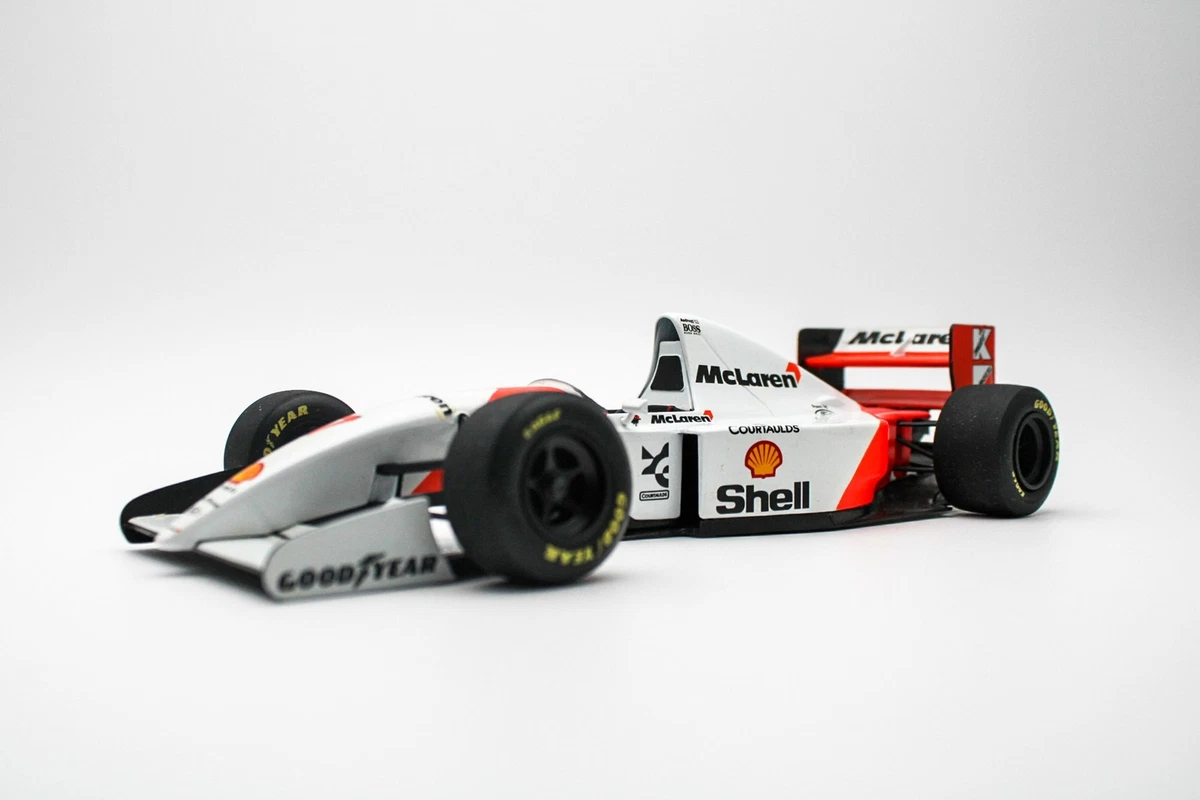 Paul's Model Art McLaren MP4/8. 1:18