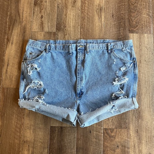 distressed plus size jean shorts size 