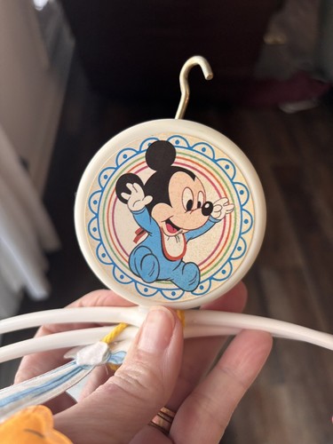 De colección 1984 Dolly Disney Bebés Musical Móvil Mickey Mouse Friends Guardería - Imagen 5 de 10