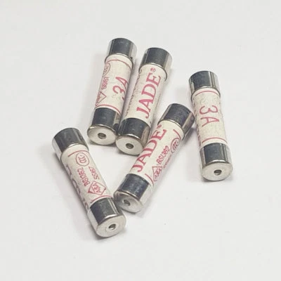 SPLITCHARGE DOMESTIC FUSE 3A AMP CERAMIC BS1362 HOUSEHOLD MAINS PLUG CARTRIDGE FUSE
