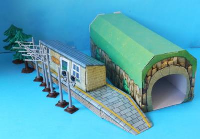 HORNBY JUNIOR STATION, TUNNEL etc aus EXPRESS SET R1215 Anzug JOUEF HJ1501 SET