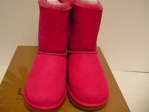 dark pink ugg boots