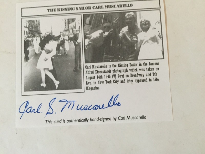 Carl Muscarello signed 5x4 piece of paper  / autograph Kissing Sailor VJ Day