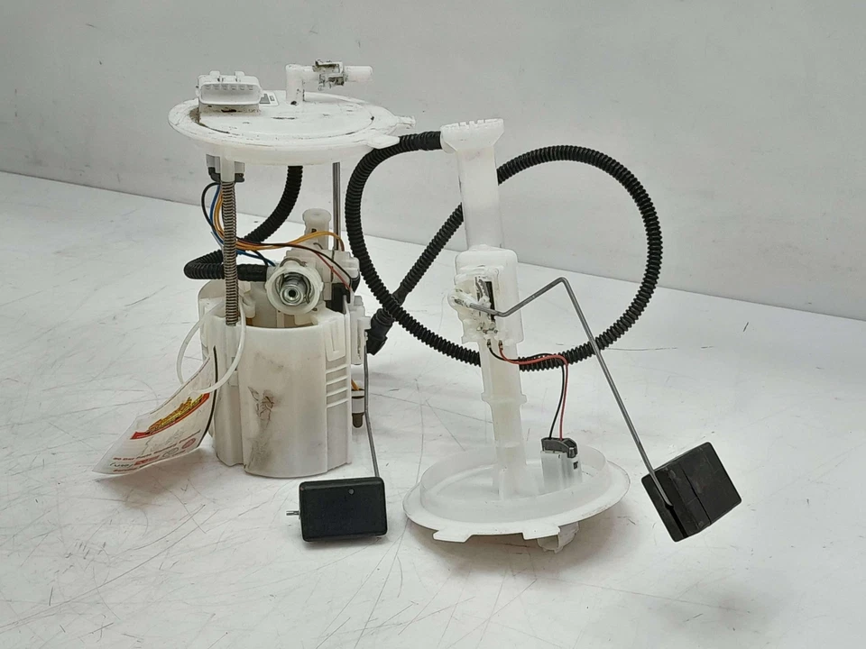 2015 - 2023 Nissan Murano 3.5L Fuel Pump Assembly OEM 170405AA0B - Image 2 of 4