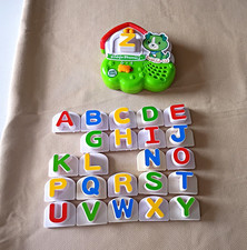 LeapFrog Fridge Phonics Scout Alphabet Letter Tiles Set w/ Base Unit 2009