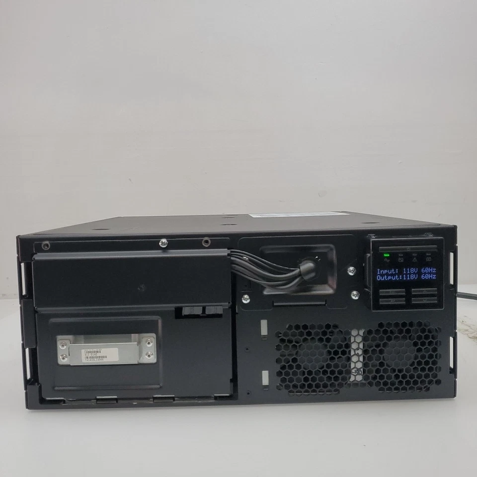 APC SMX2000LV 2000VA LCD Tower Smart UPS & AP9630 NMC w/out Batteries &FacePlate - Image 3 of 4