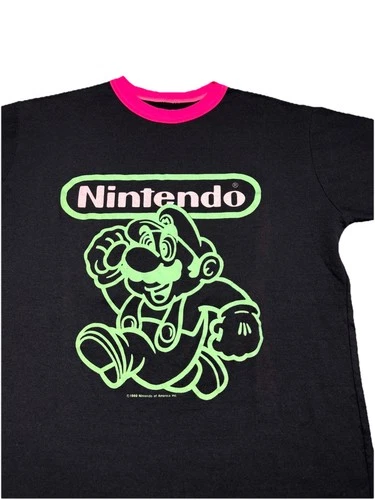 Vintage RARE Nintendo Super Mario Bros Men’s Medium 1989 NES Power Supplies