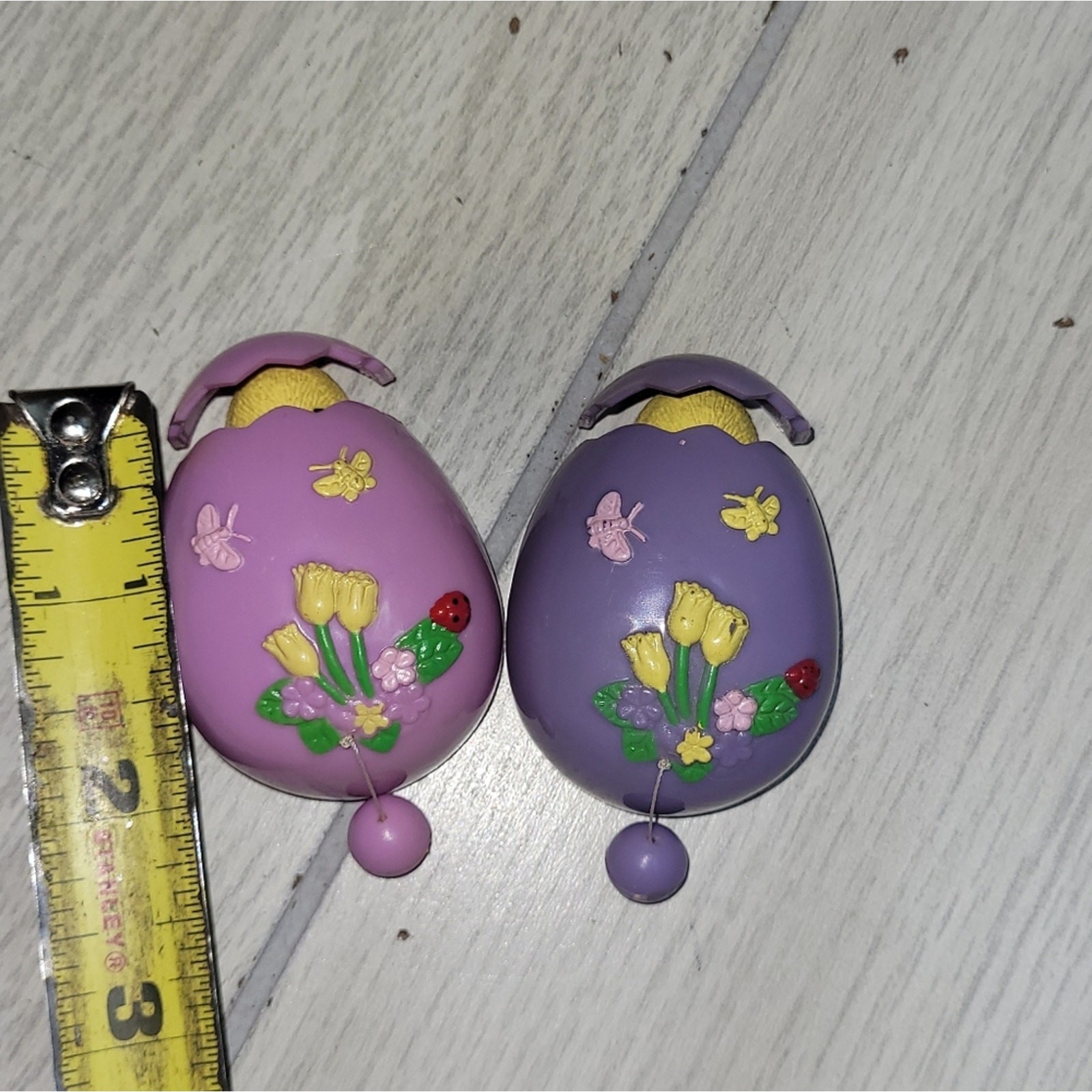 Vintage 1995 Easter Egg Pull String Chics Brooche… - image 5