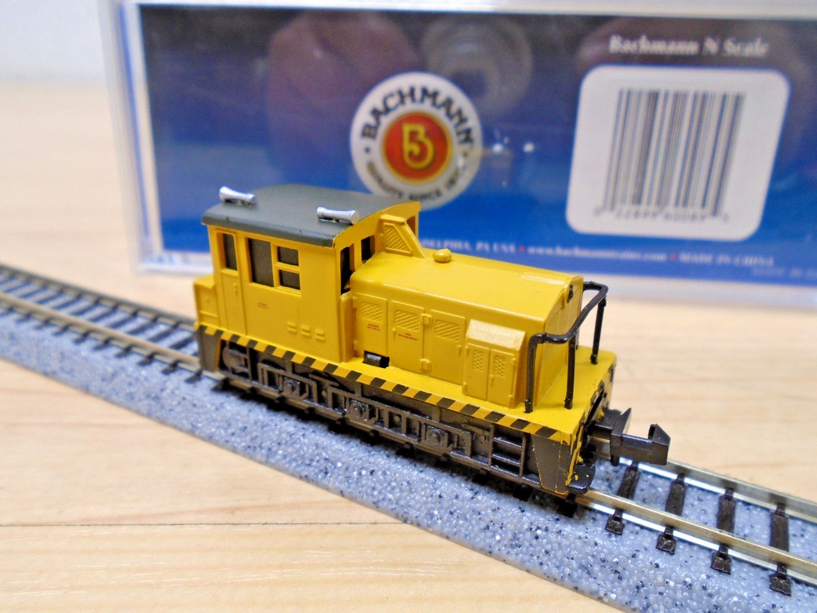 Bachman N Scale 60089 MDT Plymouth Diesel Loco Runs/Lights NMRA Couplers OB