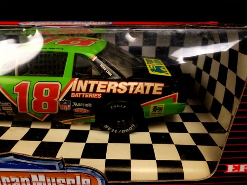 Vintage 1992 American Muscle #18 DALE JARRETT Diecast ERTL Car, 1:18 Scale L0323 - Picture 4 of 8