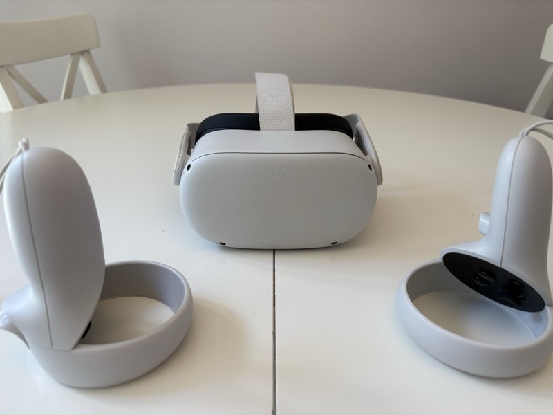 Meta Quest 2 Standalone VR Headset with Touch Motion Controllers, White