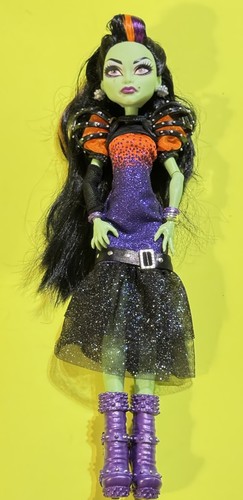 Monster High Casta Fierce Puppe Halloween Hexe Special Edition