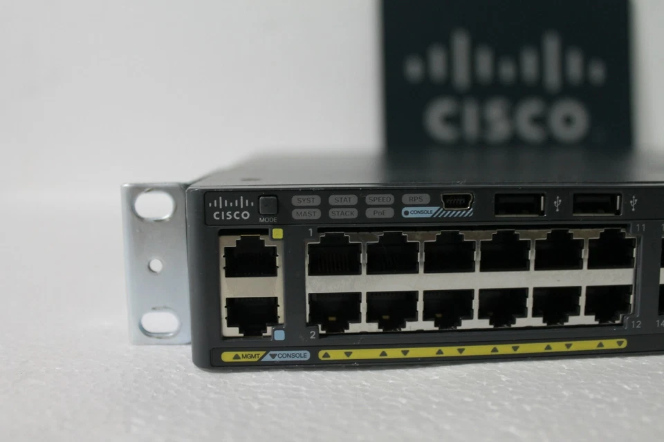Cisco WS-C2960X-48FPD-L 48 POE+ GE+2 10G SFP+, LAN BASE (740W) - Image 2 of 4