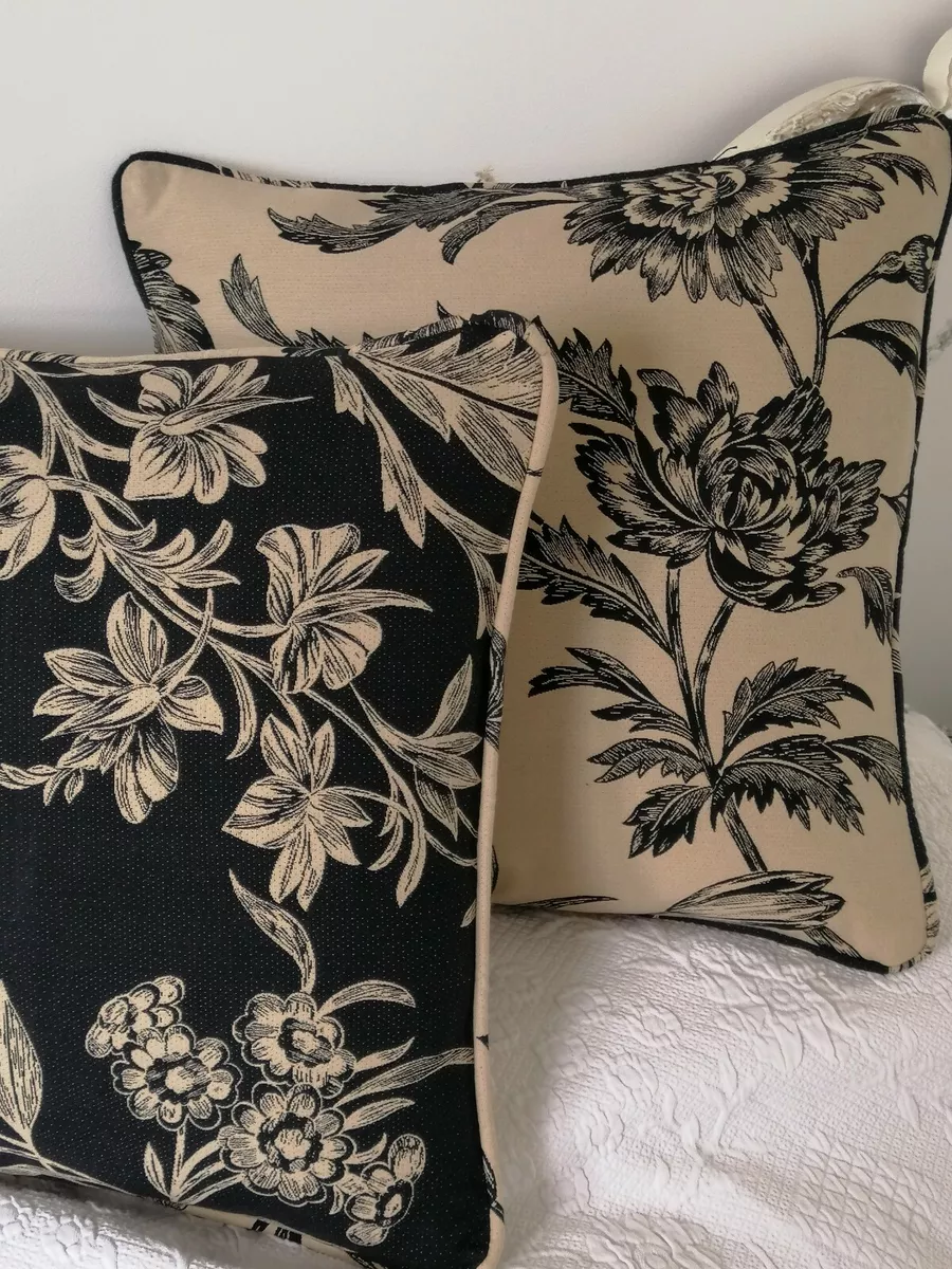 Laura ashley top gold cushions