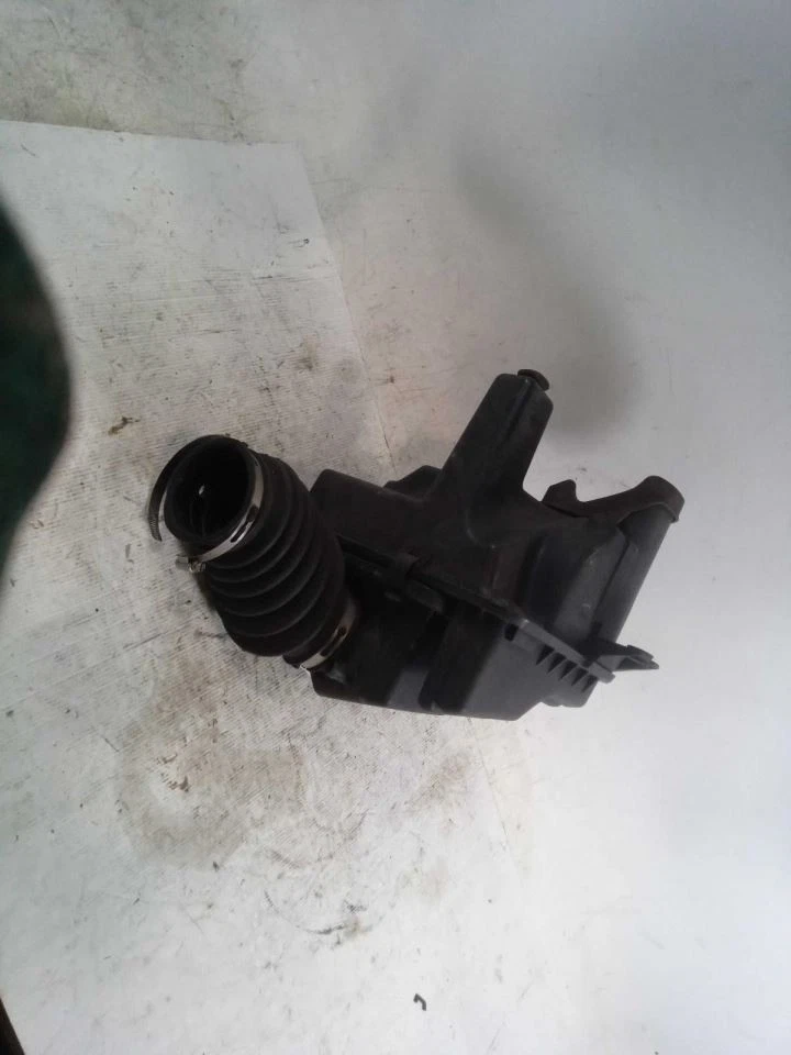 Purificador de aire 6 cilindros para caravana 01-07 461906 Foto 2 de 4