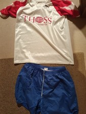 Glanzshorts Mit Shirt